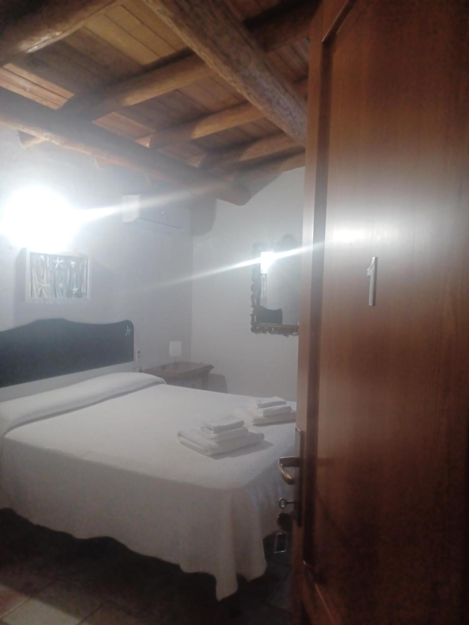 B&B Helios Il Tuo Relax In Sardegna San Teodoro  Εξωτερικό φωτογραφία